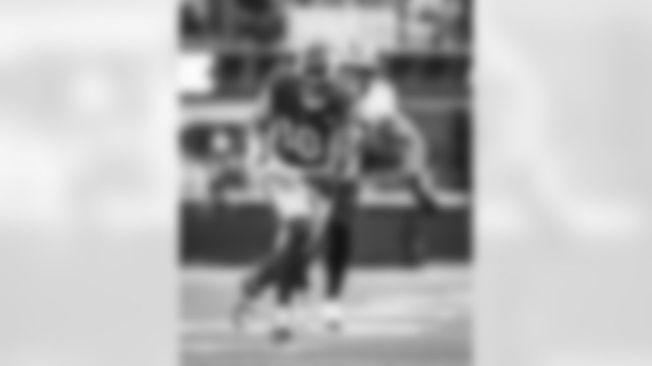 The Los Angeles Rams take on the New Orleans Saints in week 9 of the 2025 NFL regular season.