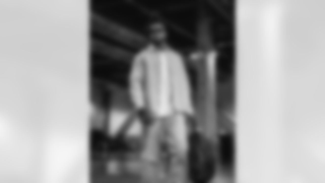 The Los Angeles Rams take on the Tampa Bay Buccaneers in week 12 of the 2025 NFL regular season.