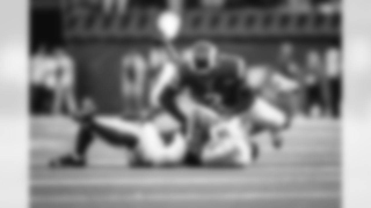 The Los Angeles Rams take on the Detroit Lions in week 15 of the 2025 NFL regular season.