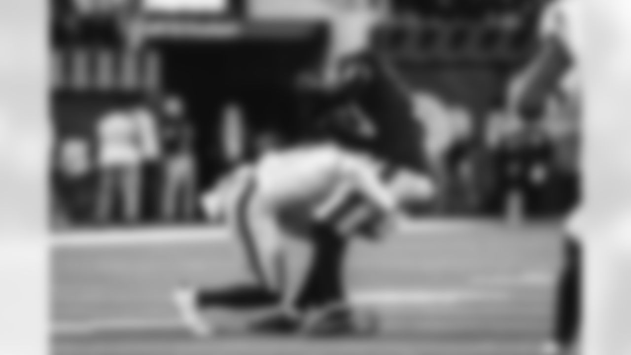 The Los Angeles Rams take on the Tampa Bay Buccaneers in week 12 of the 2025 NFL regular season.