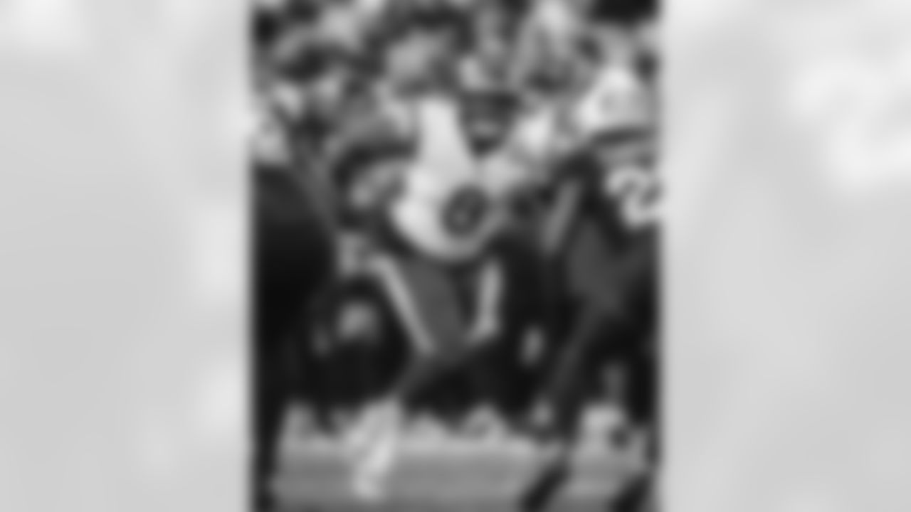 The Los Angeles Rams take on the Arizona Cardinals in week 14 of the 2025 NFL regular season.