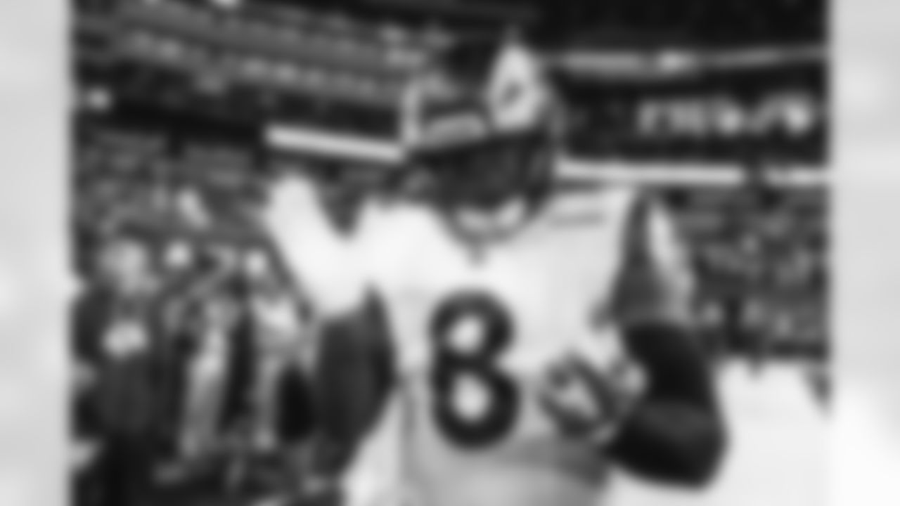 The Los Angeles Rams take on the Tampa Bay Buccaneers in week 12 of the 2025 NFL regular season.