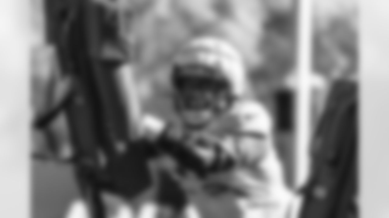 E_251204_Regular_Season_Week14_Practice_AD_0025