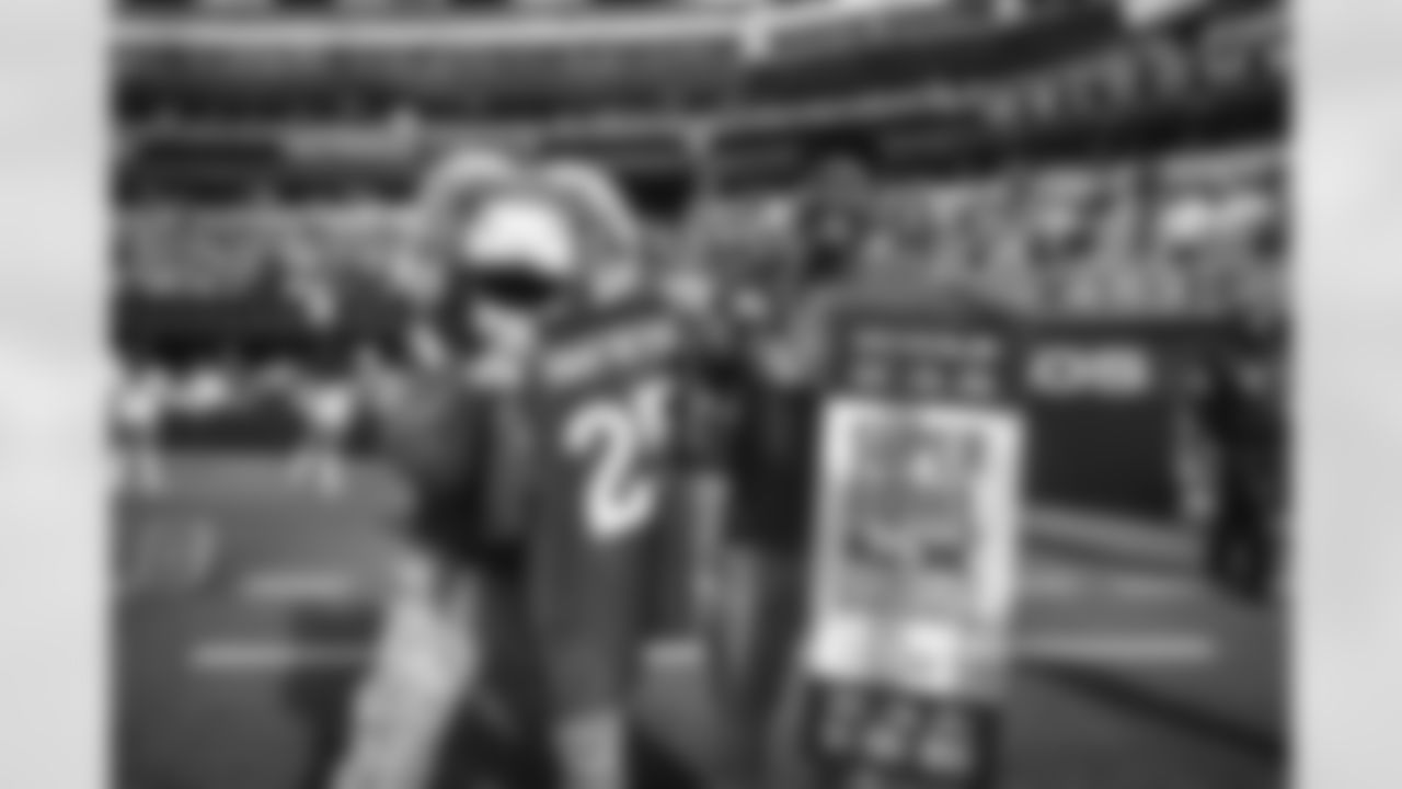 The Los Angeles Rams take on the New Orleans Saints in week 9 of the 2025 NFL regular season.