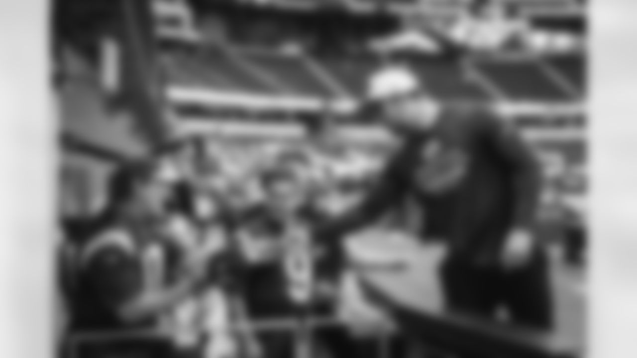 The Los Angeles Rams take on the Arizona Cardinals in week 18 of the 2025 NFL regular season.