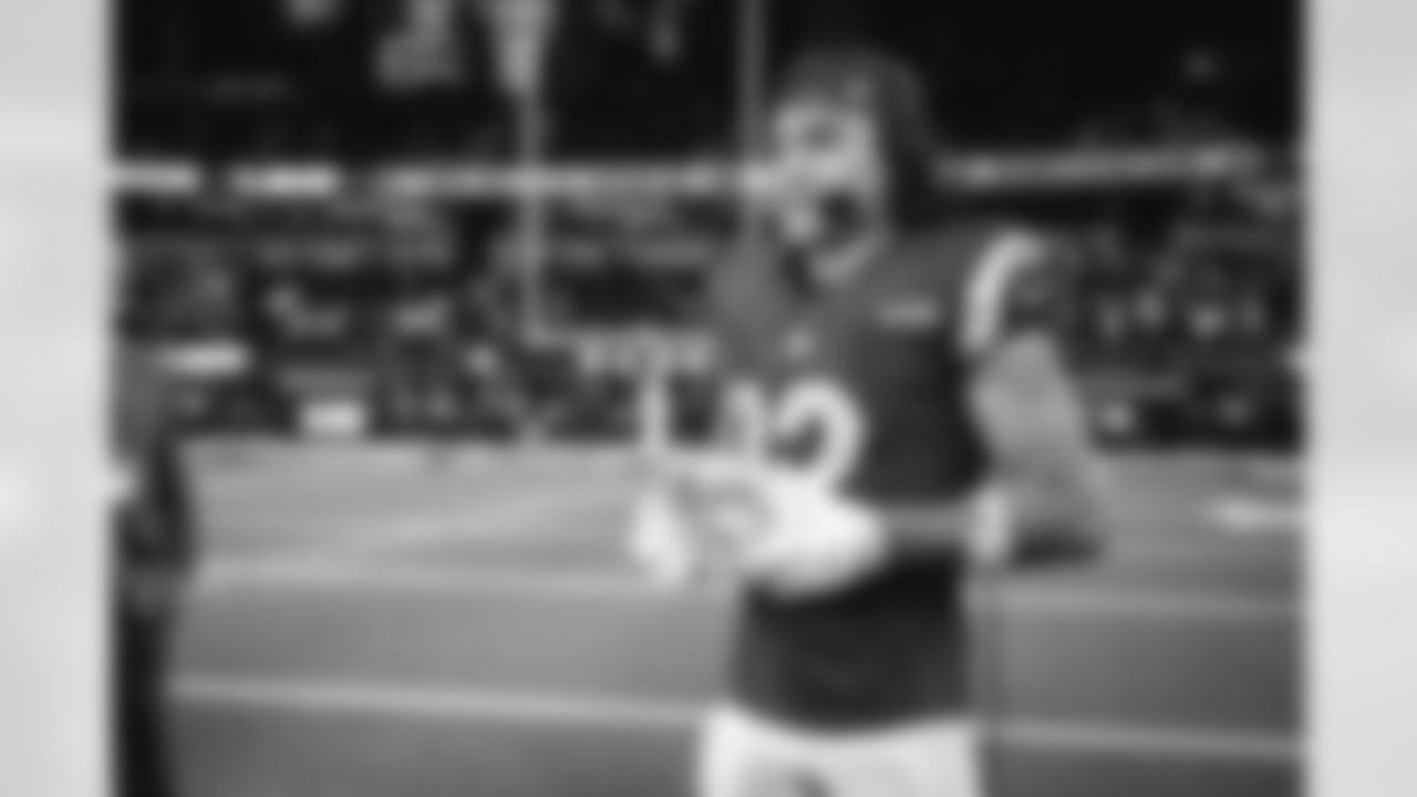 The Los Angeles Rams take on the Detroit Lions in week 15 of the 2025 NFL regular season.