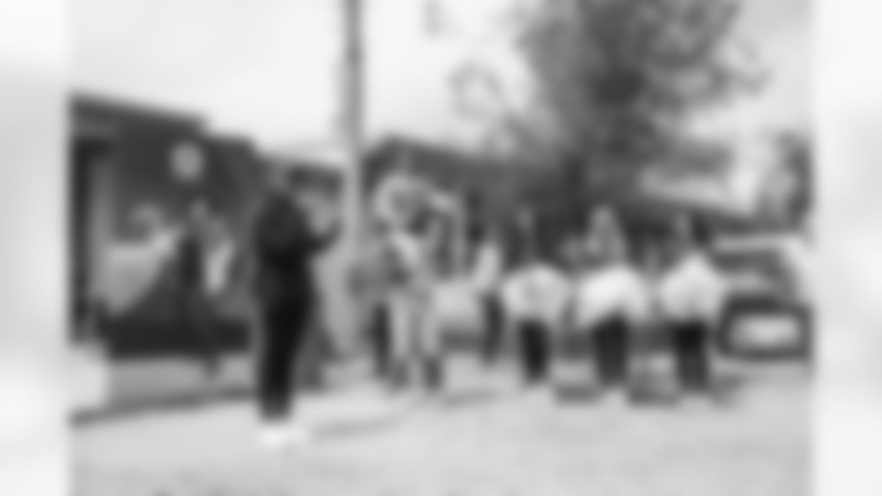 E_250606_1048_City_Year_Beautification_21056