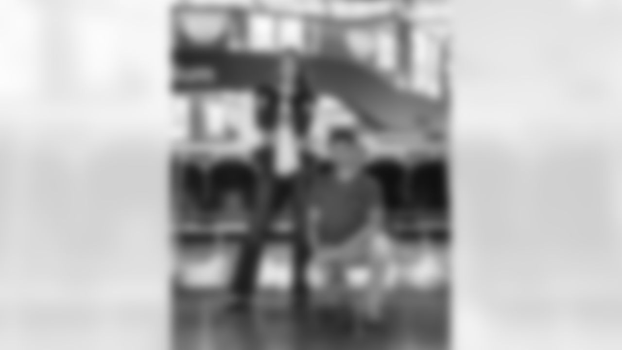 The Los Angeles Rams take on the Arizona Cardinals in week 18 of the 2025 NFL regular season.