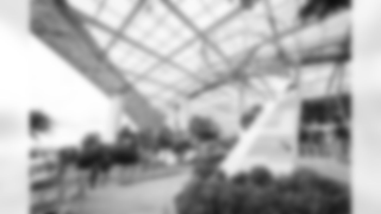 The Los Angeles Rams take on the Seattle Seahawks in week 11 of the 2025 NFL regular season.