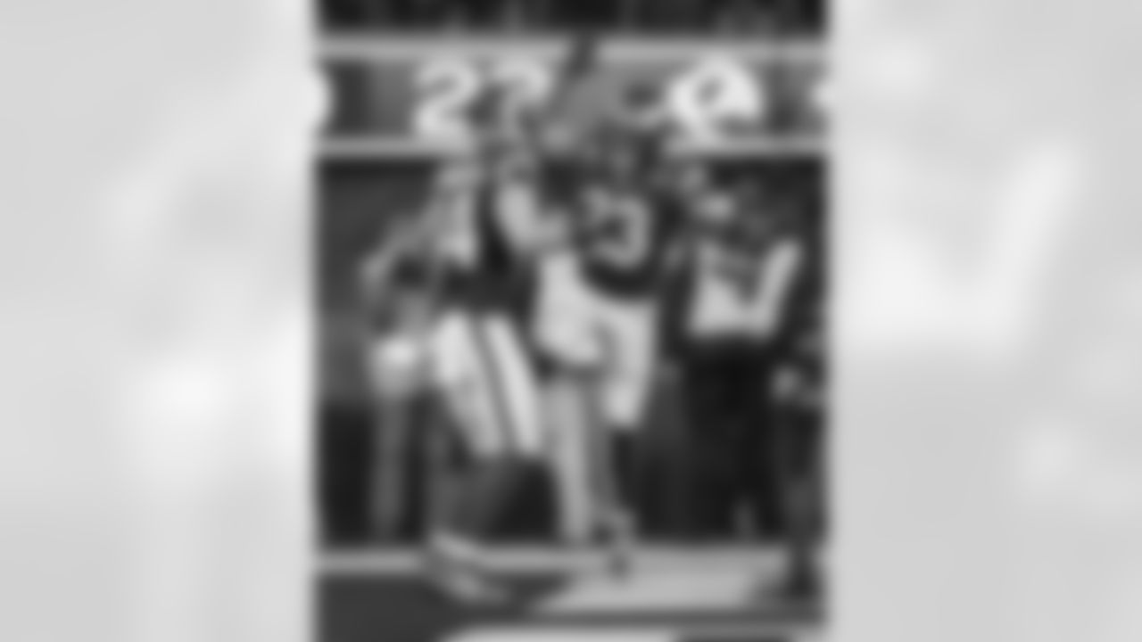 The Los Angeles Rams take on the Arizona Cardinals in week 18 of the 2025 NFL regular season.