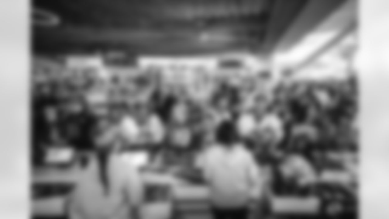 The Los Angeles Rams take on the Seattle Seahawks in week 11 of the 2025 NFL regular season.