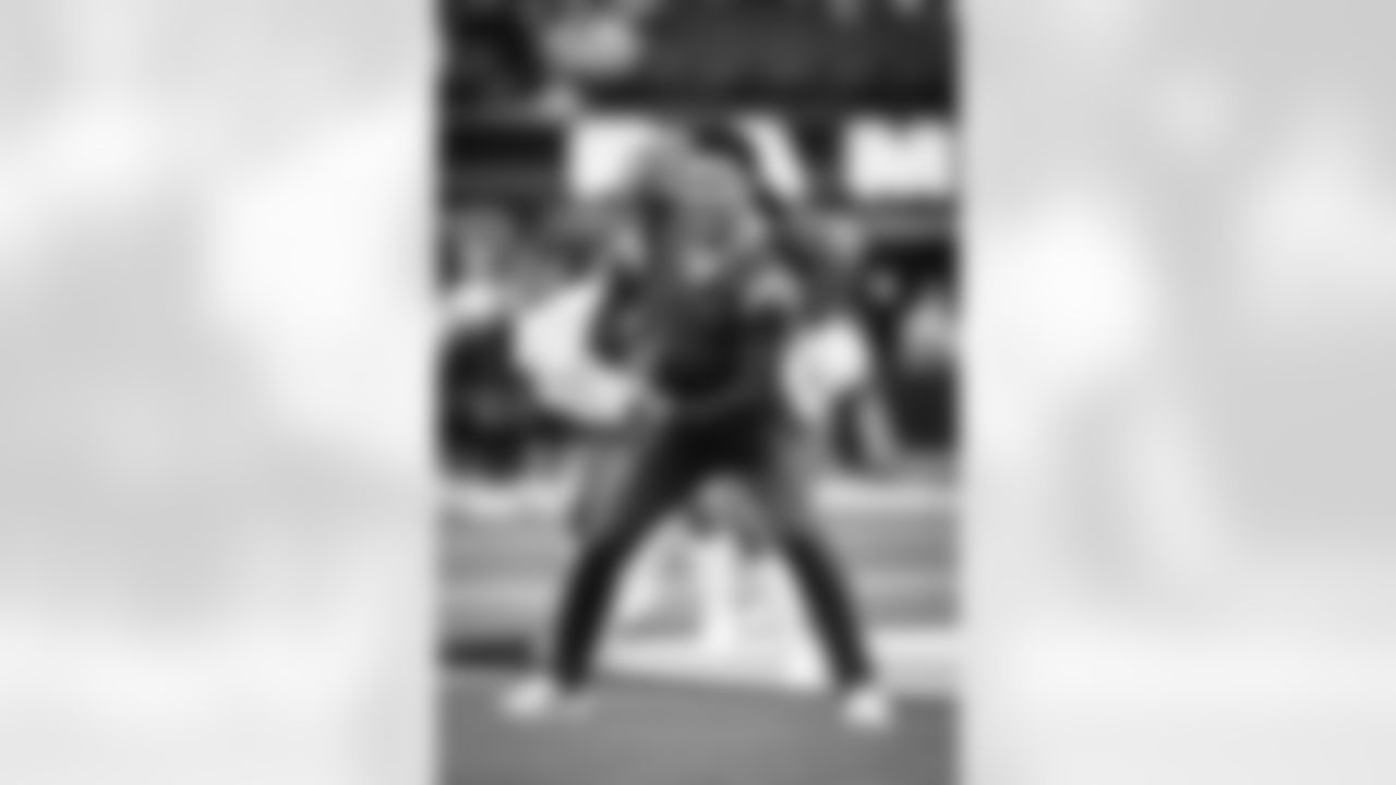 E_260104_Rams_vs_Cardinals_TE_177