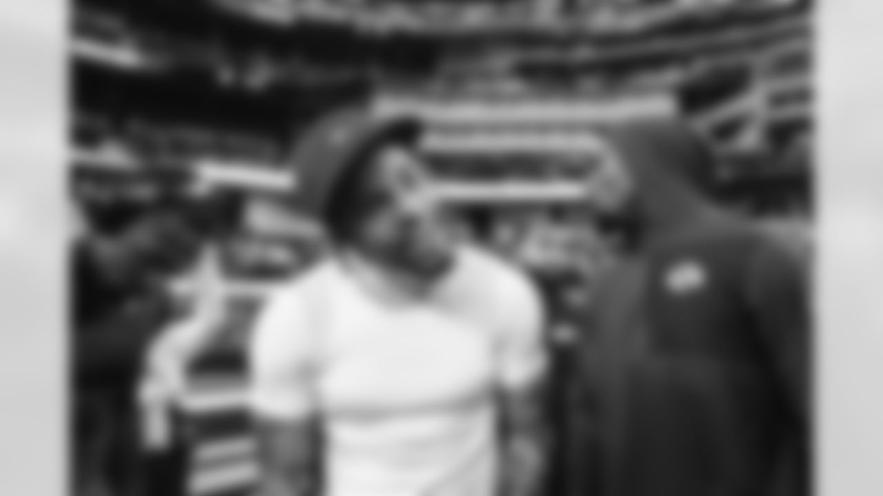 The Los Angeles Rams take on the Tampa Bay Buccaneers in week 12 of the 2025 NFL regular season.