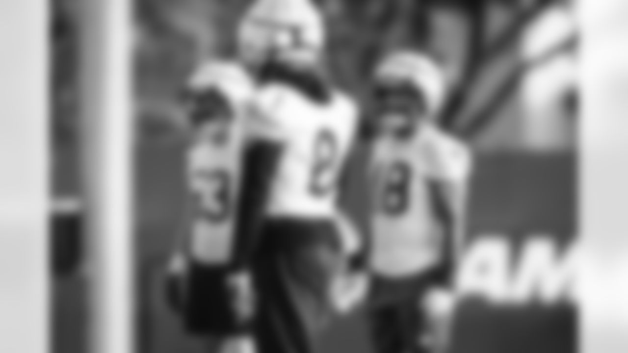 E_251119_Regular_Season_Week12_Practice_BT_00014