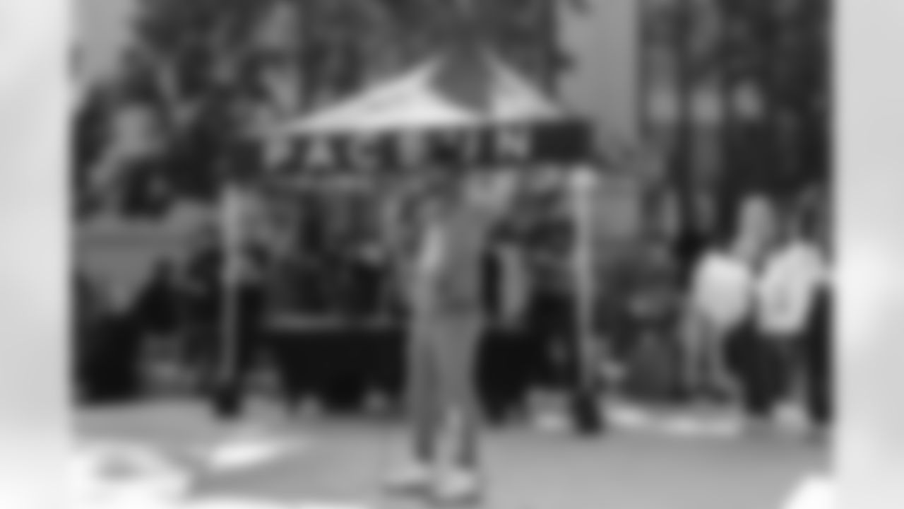 251219_Pacsun_Loads_Of_Love_RH_00061