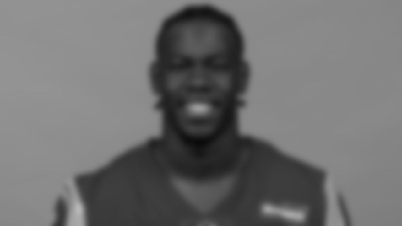 15 | WR Konata Mumpfield