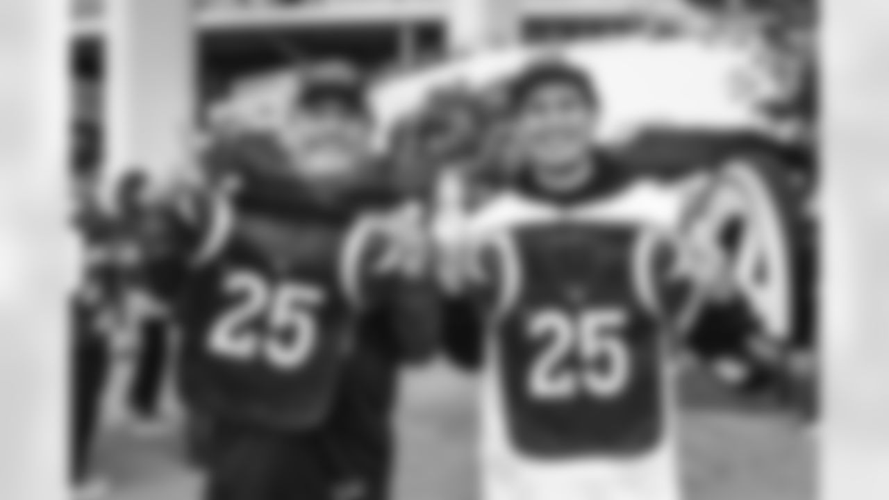 The Los Angeles Rams take on the Seattle Seahawks in week 11 of the 2025 NFL regular season.