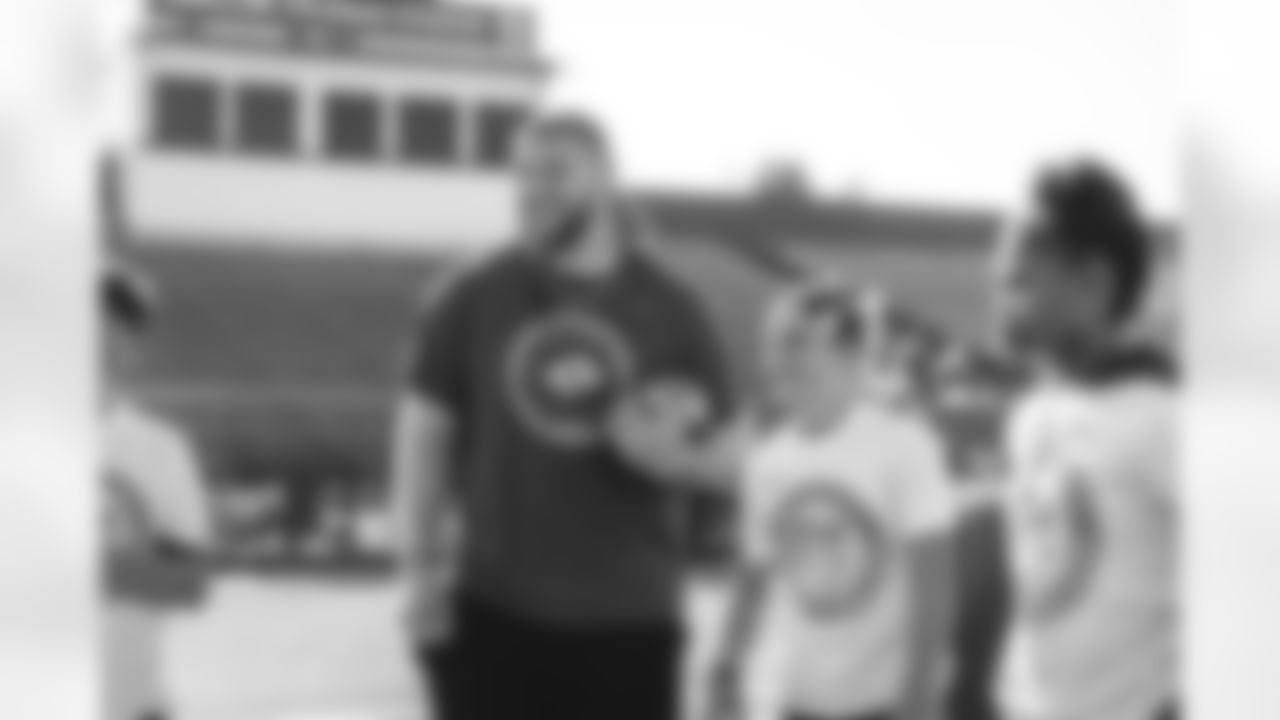 DT Braden Fiske at Rams Rookie Youth Clinic