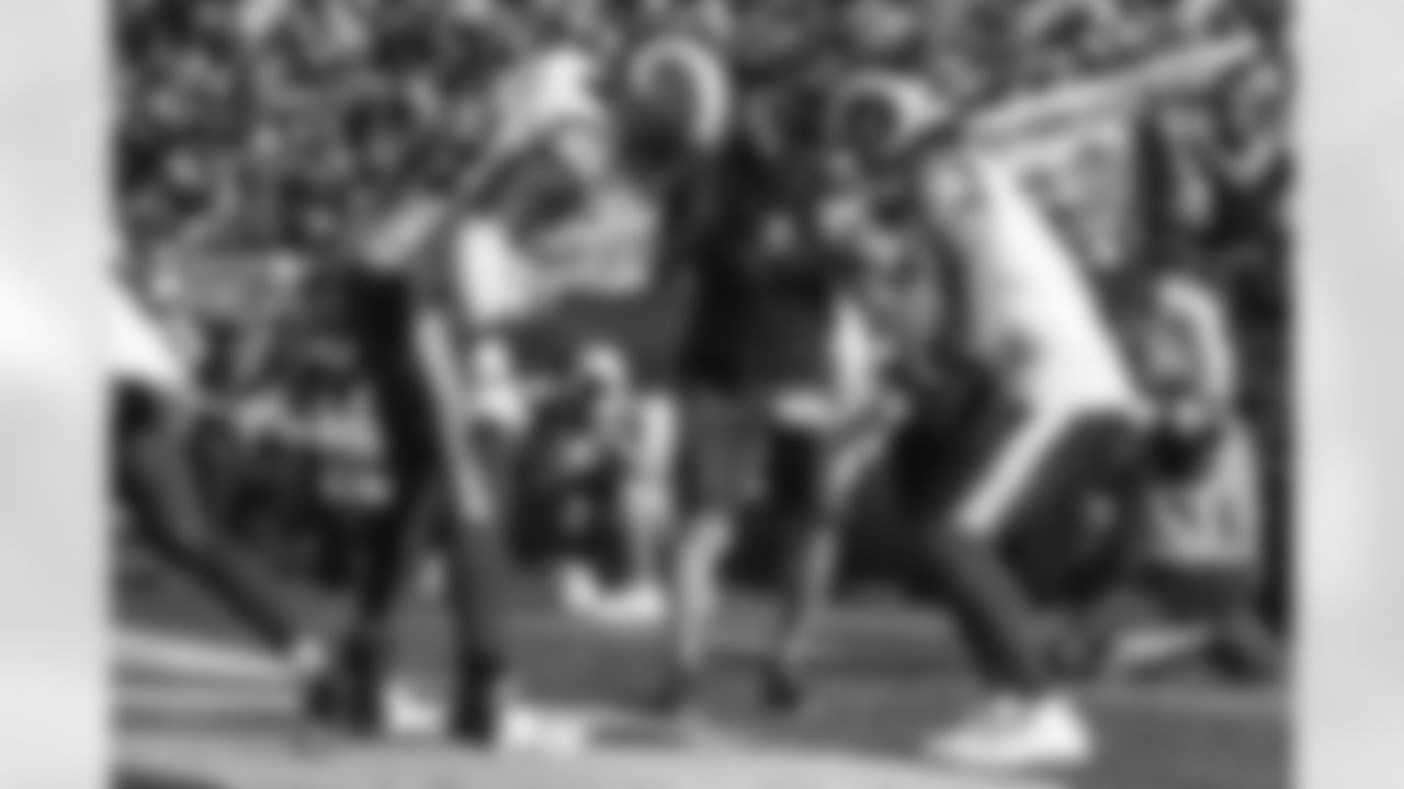 The Los Angeles Rams take on the San Francisco 49ers in week 10 of the 2025 NFL regular season.