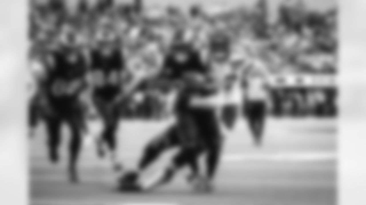 The Los Angeles Rams take on the Seattle Seahawks in week 11 of the 2025 NFL regular season.