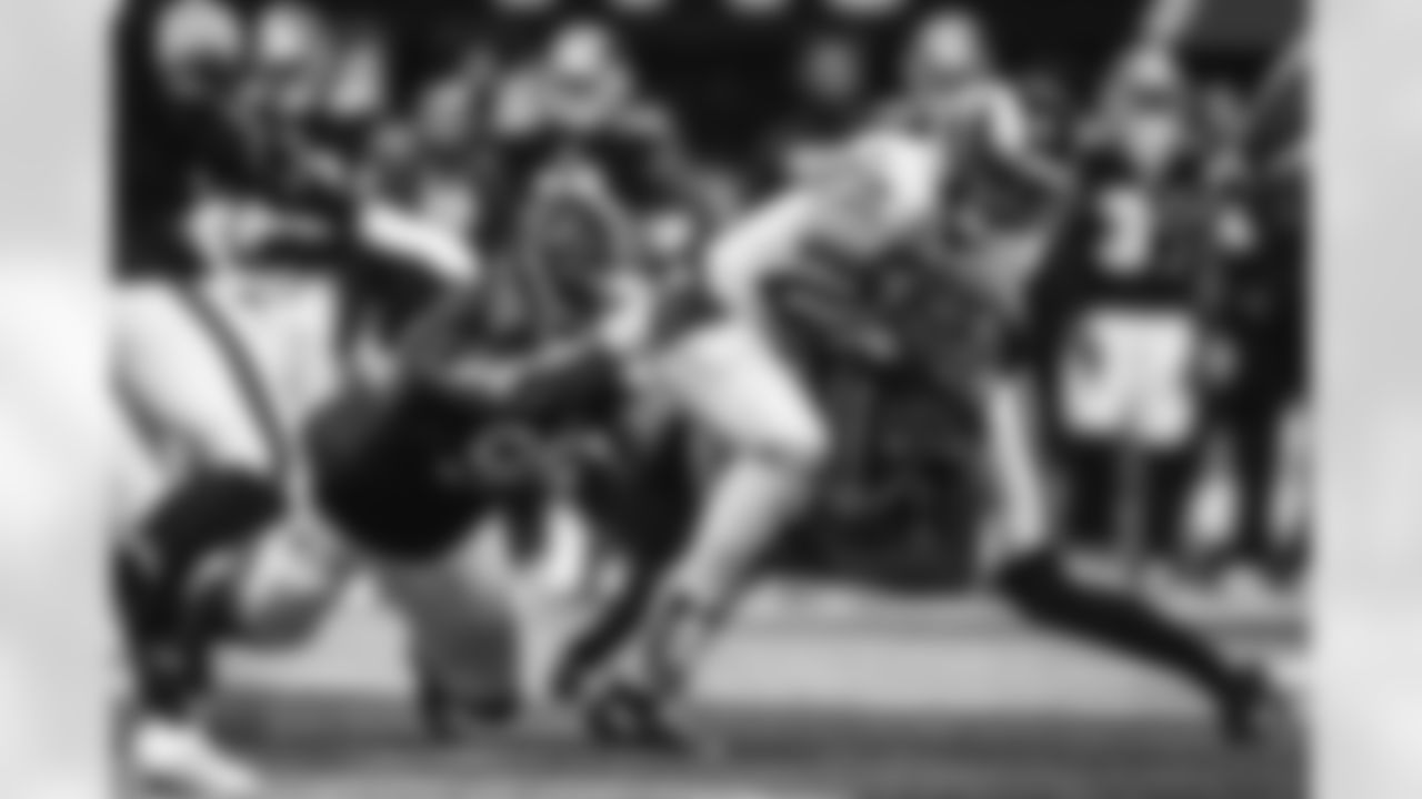 The Los Angeles Rams take on the Atlanta Falcons in week 17 of the 2025 NFL regular season.