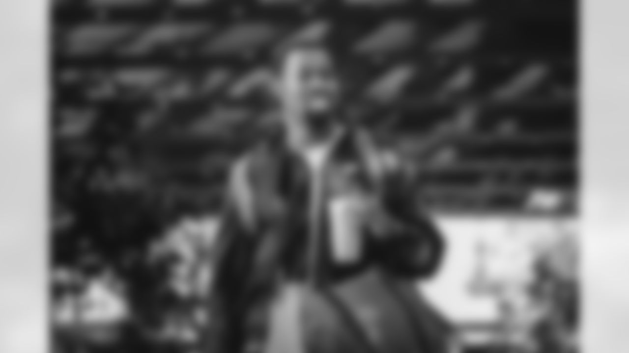 30 CB Josh Wallace travels to Levi's Stadium for today's Week 10 matchup against the 49ers.