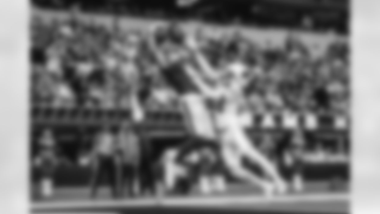 The Los Angeles Rams take on the Arizona Cardinals in week 18 of the 2025 NFL regular season.