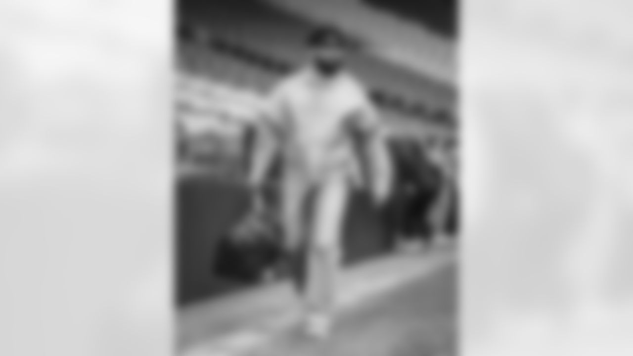 The Los Angeles Rams take on the Arizona Cardinals in week 14 of the 2025 NFL regular season.