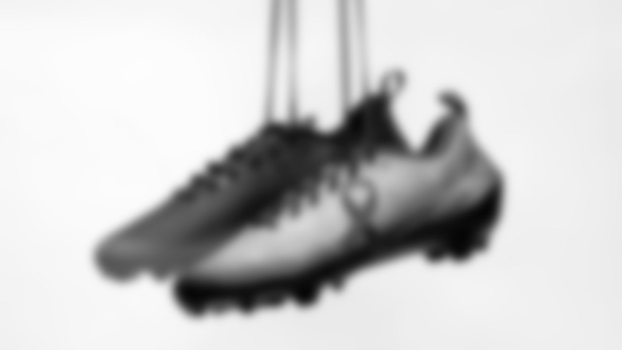 WR Xavier Smith | PanCAN