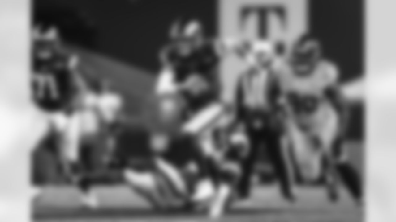 The Los Angeles Rams take on the Seattle Seahawks in week 16 of the 2025 NFL regular season.