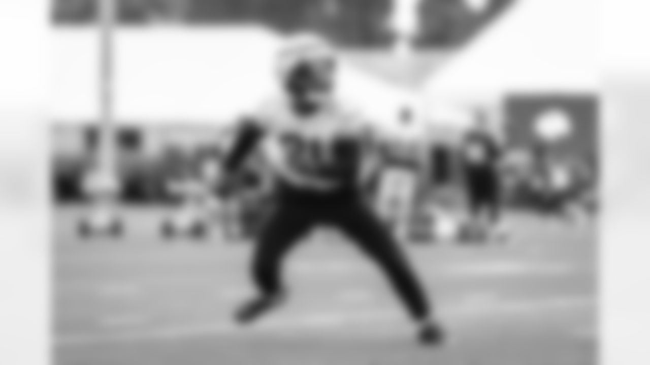 E_251112_Regular_Season_Week11_Practice_AD_0489