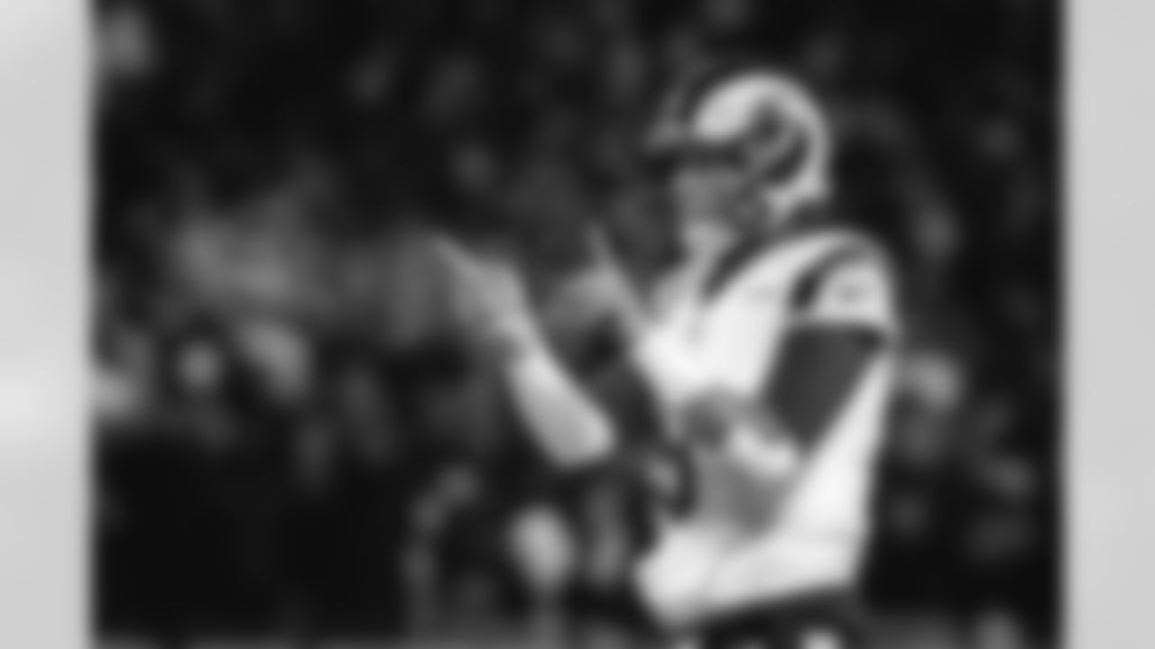 The Los Angeles Rams take on the Chicago Bears in the divisional round of the 2025 NFL post season.