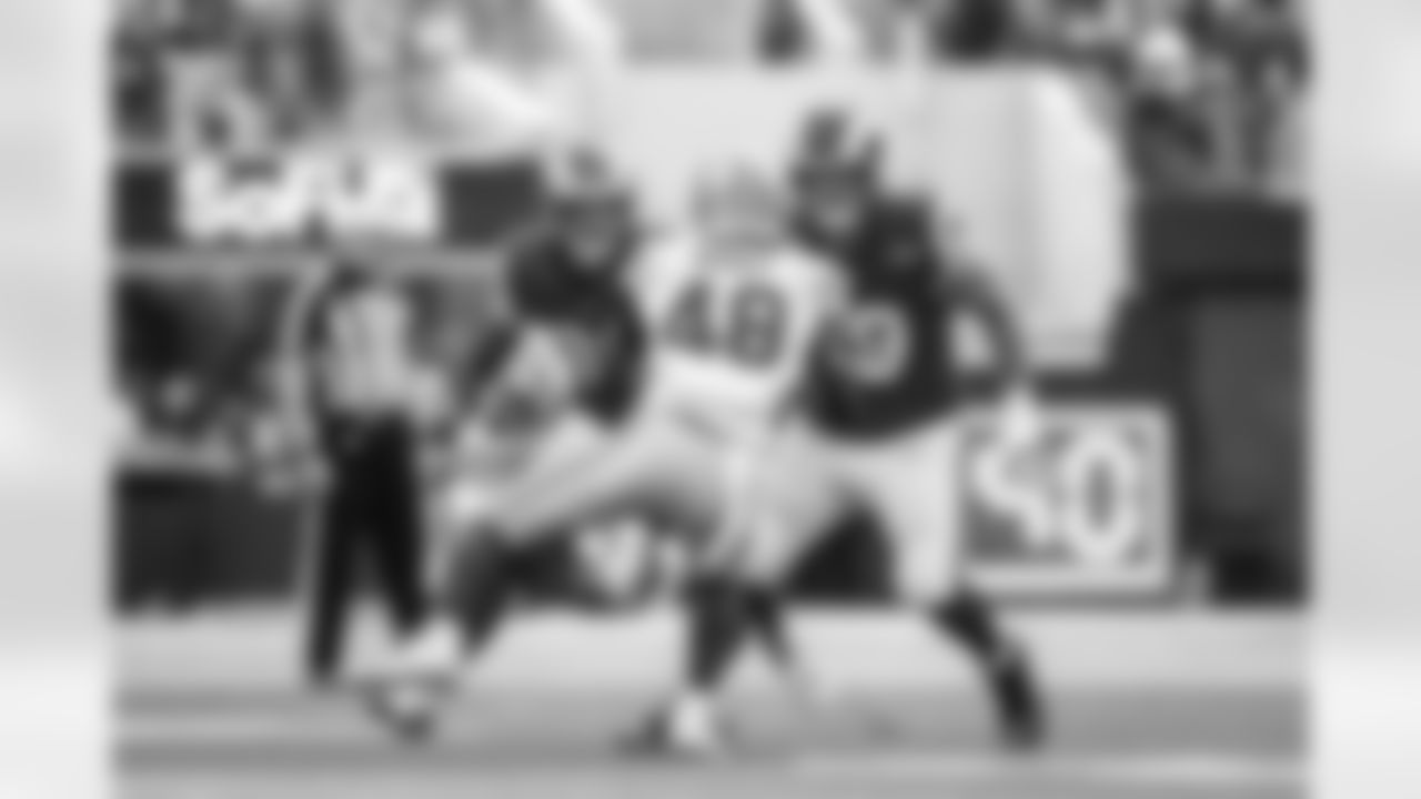 The Los Angeles Rams take on the San Francisco 49ers during Week 8 of the 2022 NFL regular season.