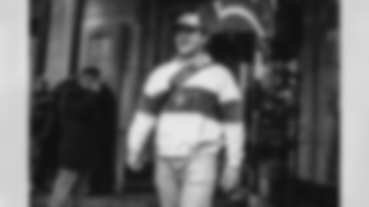 67 OL Justin Dedich travels to Soldier Field for divisional playoff game vs. Bears