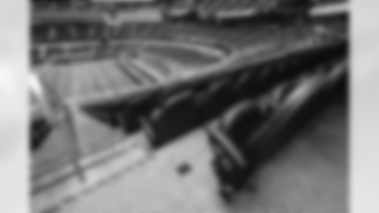 The Los Angeles Rams take on the Arizona Cardinals in week 18 of the 2025 NFL regular season.