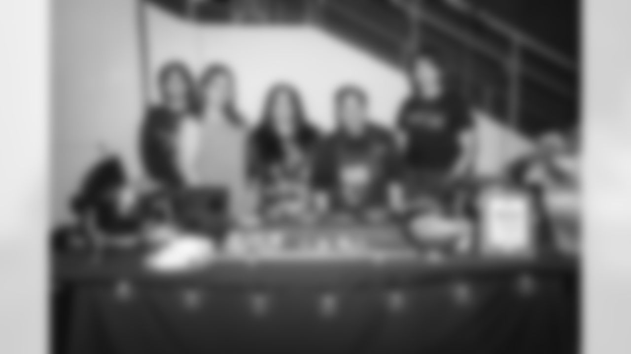 E_251103_Taste_Of_The_Rams_AD_00031