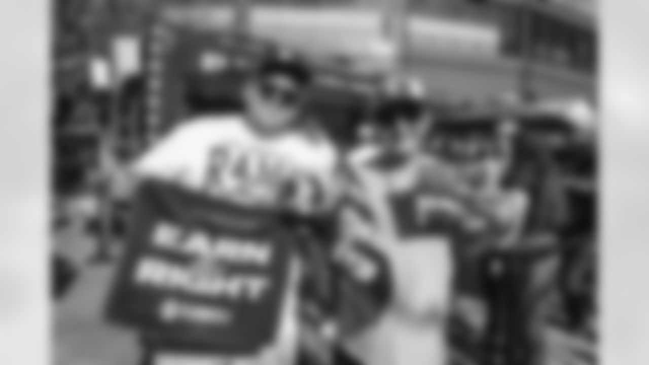 E_260117_Experiential_Playoffs_Activation_JB_0059