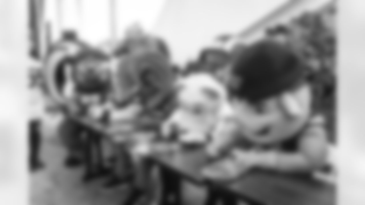 Billy Buffalo, Blooper, Willie the Wave, Rocky the mountain lion & Major Tuddy in the Rams House