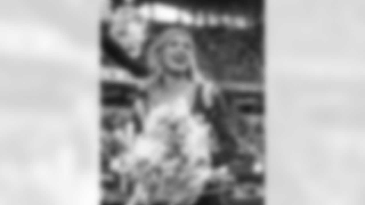 The Los Angeles Rams take on the Detroit Lions in week 15 of the 2025 NFL regular season.