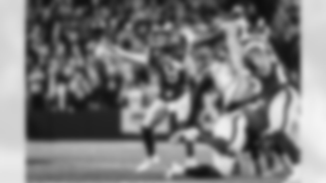 The Los Angeles Rams take on the Seattle Seahawks in week 16 of the 2025 NFL regular season.