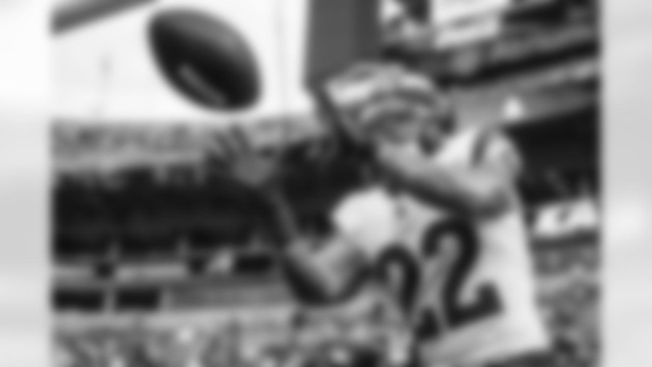 The Los Angeles Rams take on the Carolina Panthers in the wild card round of the 2025 NFL post season.