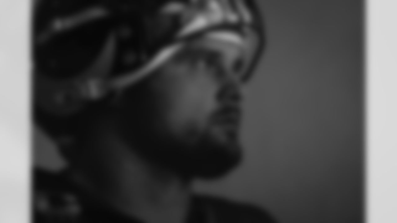 The Los Angeles Rams take on the Buffalo Bills in week 14 of the 2024 NFL regular season.