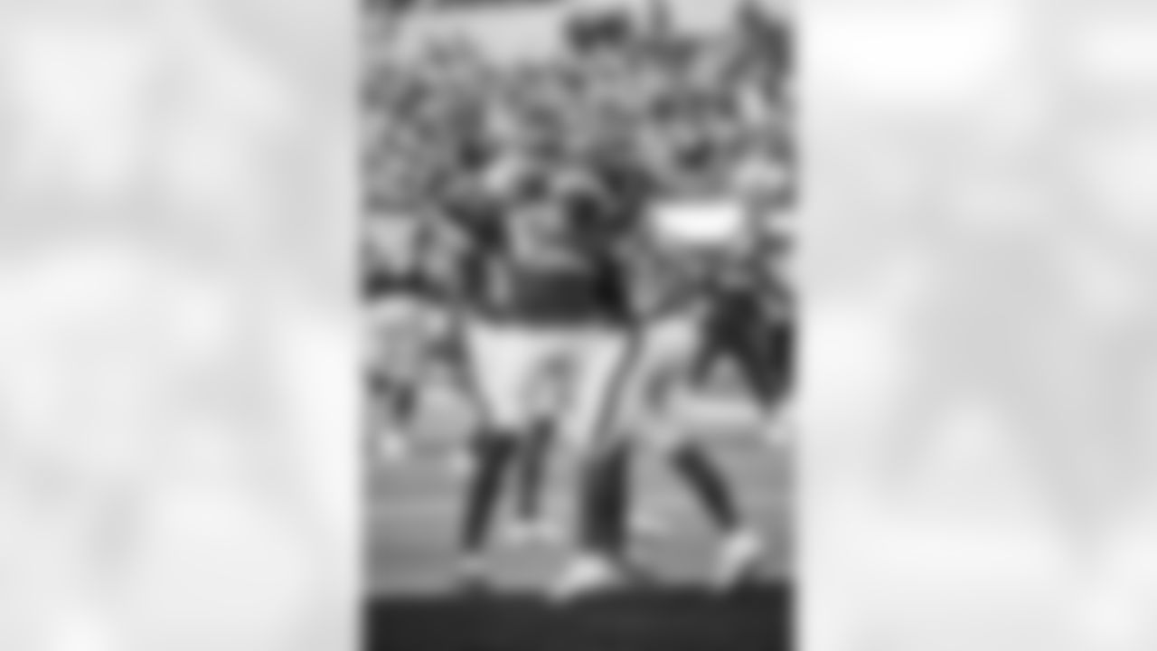 The Los Angeles Rams take on the New Orleans Saints in week 9 of the 2025 NFL regular season.