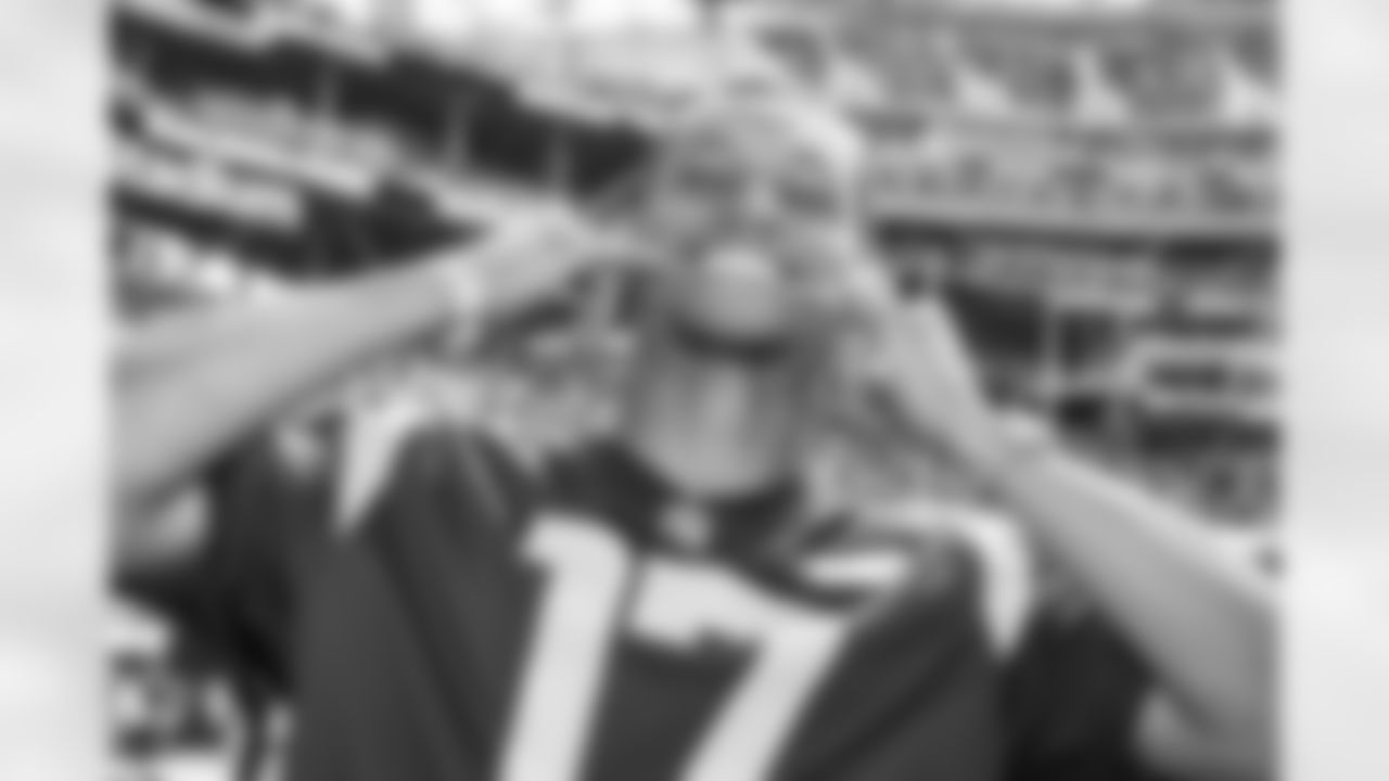 The Los Angeles Rams take on the Houston Texans in week 1 of the 2025 NFL regular season.