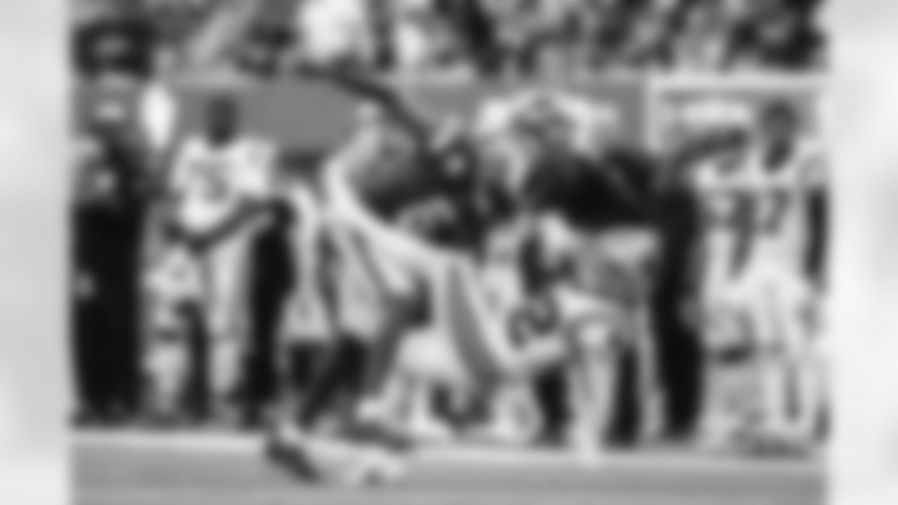 The Los Angeles Rams take on the Carolina Panthers during Week 6 of the 2022 NFL regular season