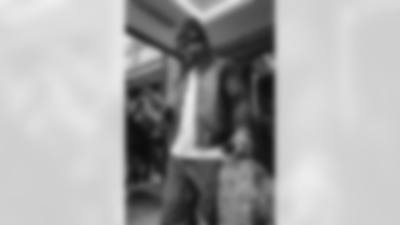 The Los Angeles Rams take on the Chicago Bears in the divisional round of the 2025 NFL post season.