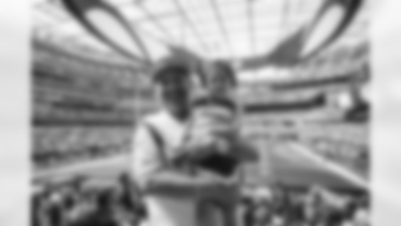 The Los Angeles Rams take on the Houston Texans in week 1 of the 2025 NFL regular season.