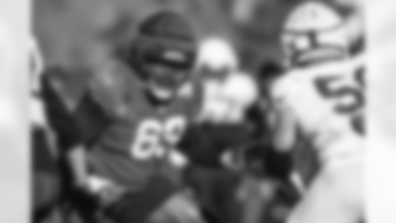 E_251204_Regular_Season_Week14_Practice_BT_01882