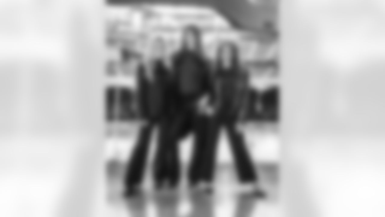 The Los Angeles Rams take on the Seattle Seahawks in week 11 of the 2025 NFL regular season.