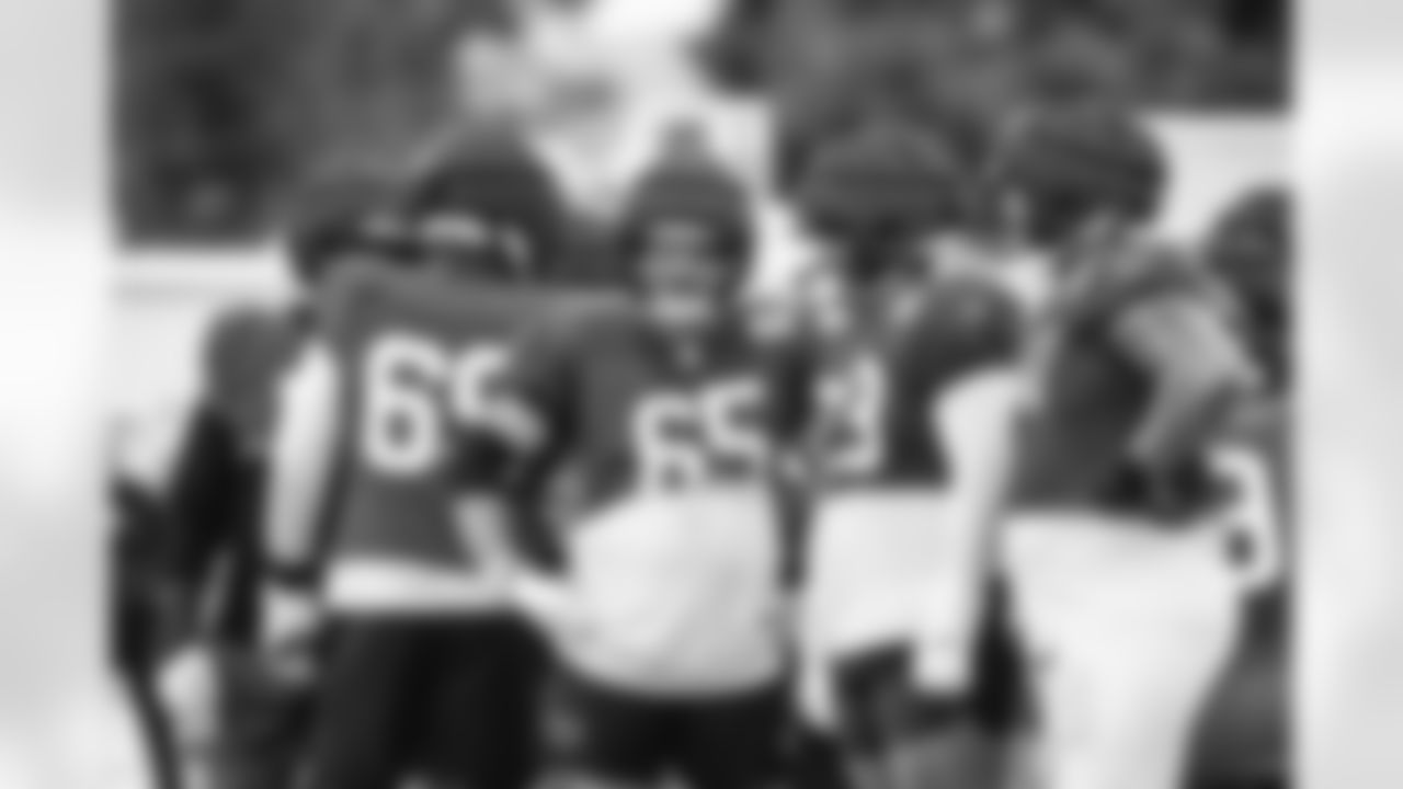 E_251113_Regular_Season_Week11_Practice_AD_0885